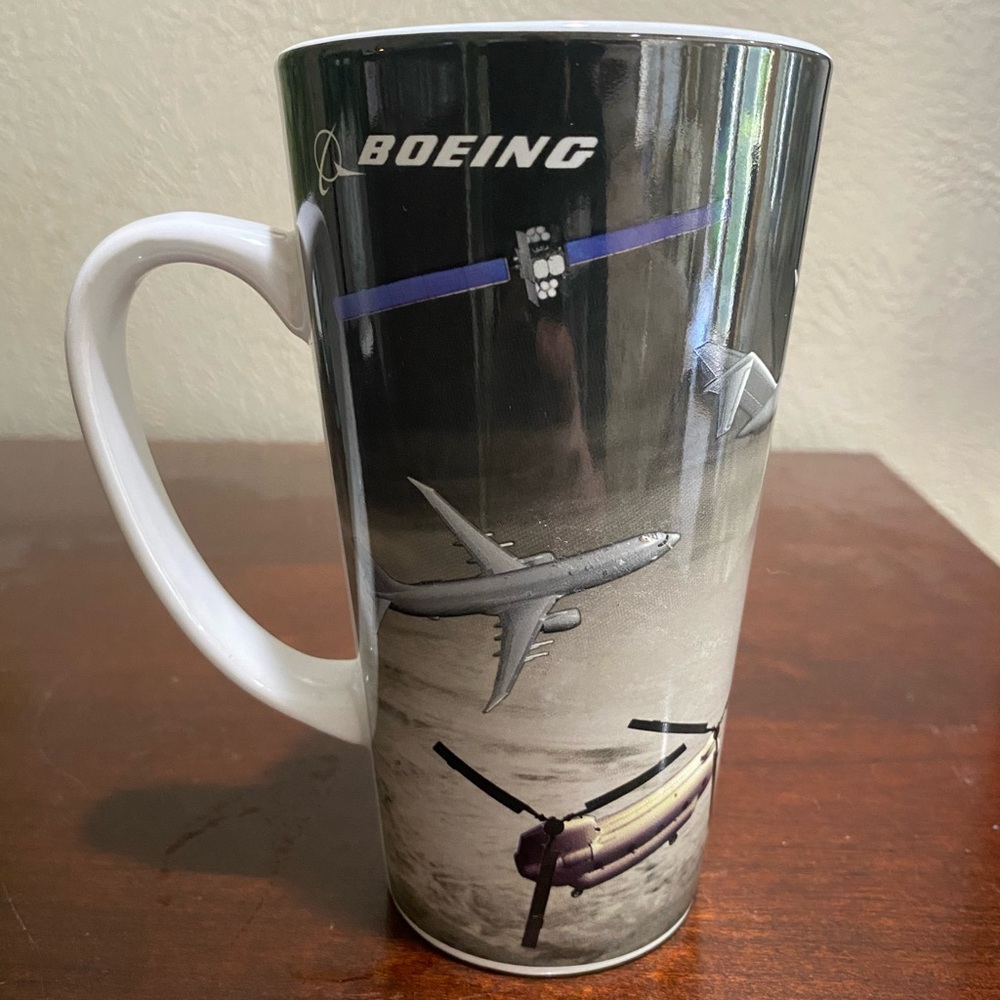 Boeing Unified 777X Engine Mug, Featuring Various Boing  Aircraft’s.